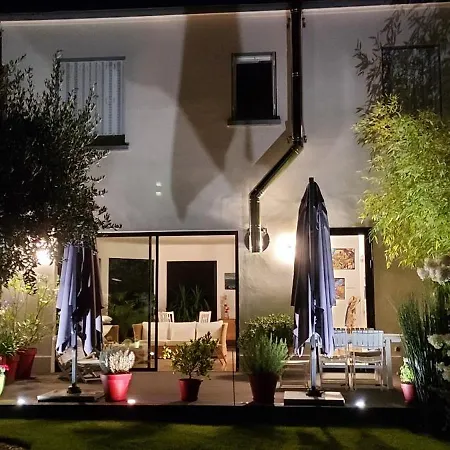 2 Vue Sur Le Jardin *